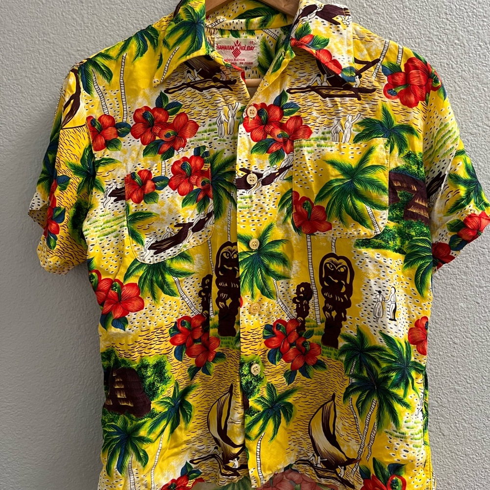 Vintage Hawaiian Holiday  Tiki Shirt